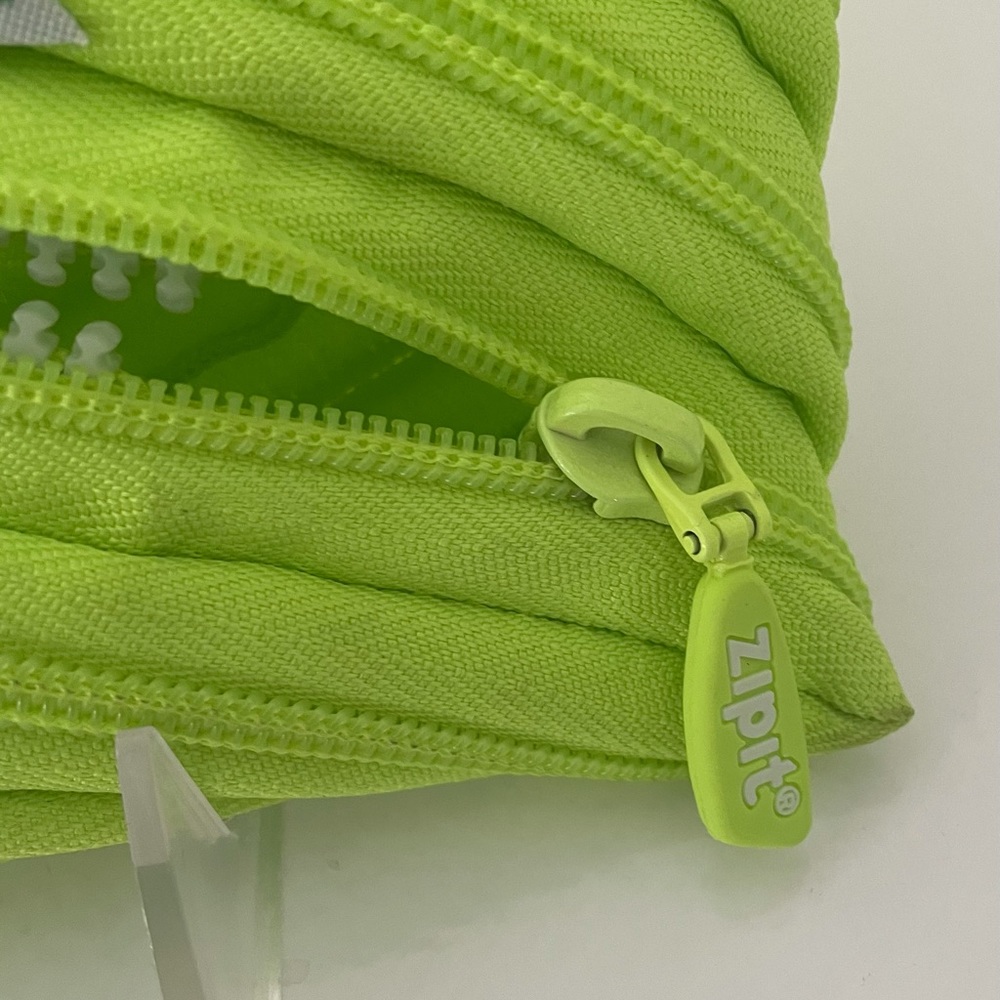 Zipit Monster Lime Green Pencil Case Super Cute - Picture 6 of 6